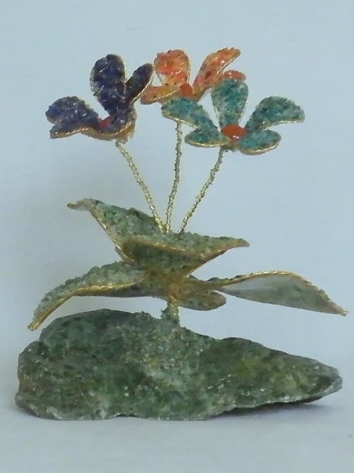 Drei Blumen (± 7 cm) mit Amethyst, Jaspis und Lapislazuli